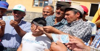 Yozgatta Polis Ekipleri Hayvan Pazarında Sahte Para Uyarısı Yaptı