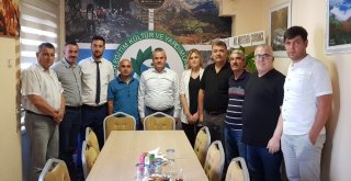 Ak Partili Vekiller Dernek Üyelerinden İlçe Sorunlarını Dinledi