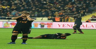 Spor Toto Süper Lig: Evkur Yeni Malatyaspor: 1 - Galatasaray: 0 (İlk Yarı)