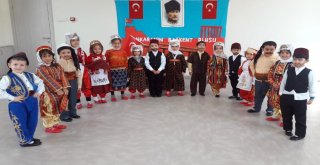 Minikler Ankaranın Başkent Oluşunu Kutladı