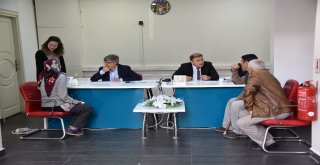 Başkan Bakıcı Vatandaşları Tek Tek Dinliyor