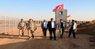 Suriye Sınırına 9. Dev Türk Bayrağı Dikildi