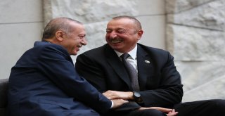 Cumhurbaşkanı Erdoğan, Aliyevle Görüştü