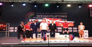 2018 Yıldızlar Avrupa Halter Şampiyonasında Aski Rüzgarı