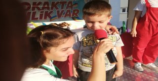 Geleneksel Sokak Oyunları Şenliği Çocuklarla Buluştu
