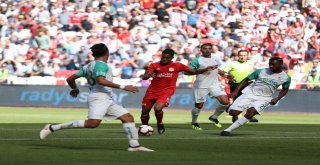 Spor Toto Süper Lig: Dg Sivasspor: 1 - Bursaspor: 0 (İlk Yarı)