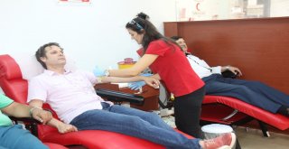 İmodan Kızılaya Kan Bağışı