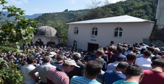 Giresundaki Kazada Hayatını Kaybedenler Toprağa Verildi