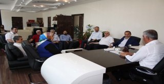 Ak Parti Adıyaman Yönetimi, Uslu İle Bir Araya Geldi