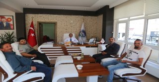 Başkan Cabbar Özel Esnaflar İle Bayramlaştı