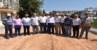 Kuşlubahçe İle Spil Mahallelerinin 25 Yıllık Yol Sorunu Çözüldü