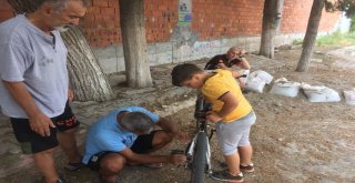 Bisiklet Sevdalıları Okul Boyadı