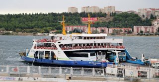 Gökçeadada Feribot Seferlerine Fırtına Engeli
