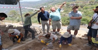 2 Bin Yıllık Antiochia Ad Cragum Kenti Kazılarında Yeni Mozaik Alanlar Bulundu