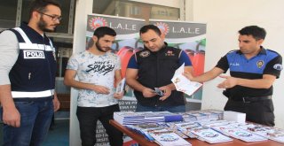 Hakkaride Öğrenciler Teröre Karşı Bilgilendirildi