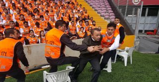 Maçlarda Görev Yapan Güvenliklere Uygulamalı Eğitim