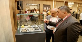 Dünyanın Kahve Kültürünü Yansıtan Antika Fincanlara Yoğun İlgi