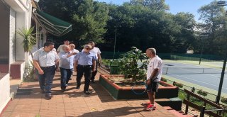 Vali Çınar, Tenis Kortunda İncelemelerde Bulundu