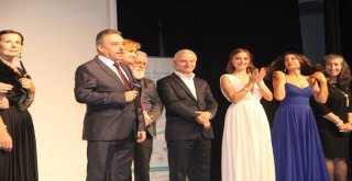 “Göç Yolu Elveda Balkanlar” Filminin Galası Hakkaride Yapıldı
