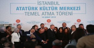 Mevlüt Uysal: Akm, İstanbula Yakışır Bir Eser Olacak