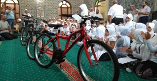 Camiden 4 Bin 500 Puan Topladı, Genç Odası Kazandı