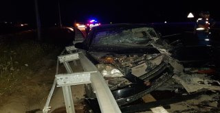 Ters Şeritte Kafa Kafaya Çarpıştılar: 3Ü Çocuk 7 Yaralı