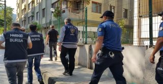 Bursa Polisi Okul Çevrelerindeki Kıraathane Ve Kafeleri Kıskaca Aldı
