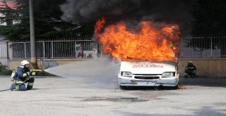 Boluda 2 Aracın Alev Alev Yandığı Tatbikat Gerçeğini Aratmadı