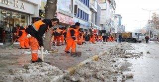 Van Büyükşehirin Karla Mücadelesi Başladı