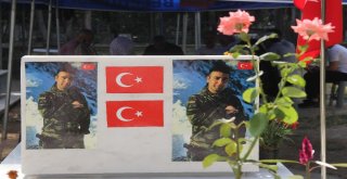 Bayramın 1. Gününde De Şehitler Yalnız Bırakılmadı