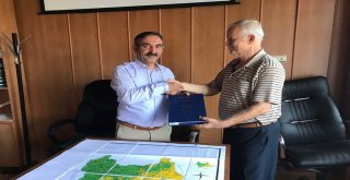 Akçakocada Yenilenen Yol Şebeke Planları Teslim Alındı