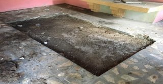 (Özel) Kurtuluş Savaşı Kahramanı Selahaddin Adil Paşanın Eşyaları Talan Edildi