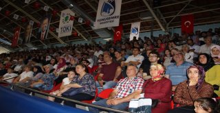 İlk Kez Ev Sahibi Olmanın Mutluluğunu Yaşadılar