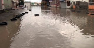 Kütahyada Fındık Büyüklüğünde Dolu Yağdı