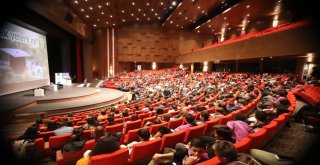 İşadamı Sadettin Sarandan Öğrencilere Kariyer Tüyoları