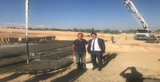 Başkalede Yarı Olimpik Havuzun İnşaat Yapımı Hızla Sürüyor