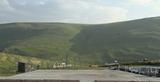 Atatürkün Siluetine Gazetecilerden Yoğun İlgi