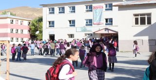 Özalpta Eğitim Öğretim Açılış Töreni