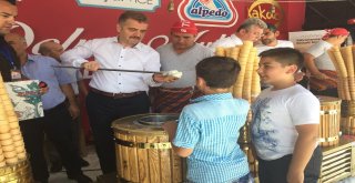 Dondurma Festivalinde Vatandaşlara 10 Ton Dondurma Dağıtıldı