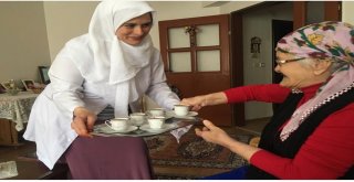 Yüzleri Güldürmeye Devam Ediyor