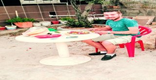Yaptığı İşi Yarım Bırakınca, Bıçaklanıp Öldürüldü