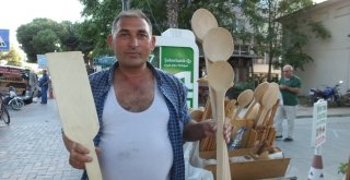 Burhaniyede Kavurma Kepçeleri Yok Sattı