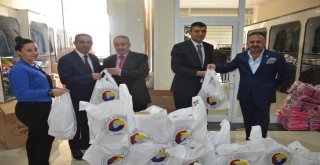 Yütsodan 800 Öğrenciye Ayakkabı Yardımı