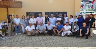 Türkiyenin Değişik İllerinden Gelen Dokumacılar Hünerlerini Sergiledi