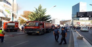 Ankarada Avmde Korkutan Yangın