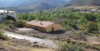 Erzurumda Sel Ulaşımı Aksattı