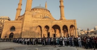 Dünya Müslümanları Bayram Namazında Buluştu