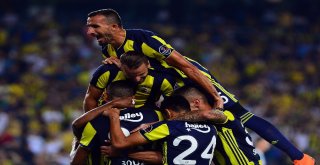 Spor Toto Süper Lig: Fenerbahçe: 2 - Bursaspor: 1 (İlk Yarı)