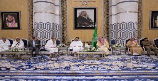 Cumhurbaşkanı Kadirov, Hac Görevini Eda Etmek İçin Suudi Arabistana Gitti