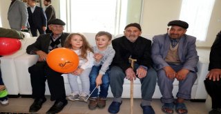 Yaşlılar, İl Müdürleriyle Bocce Maçı Yaptı